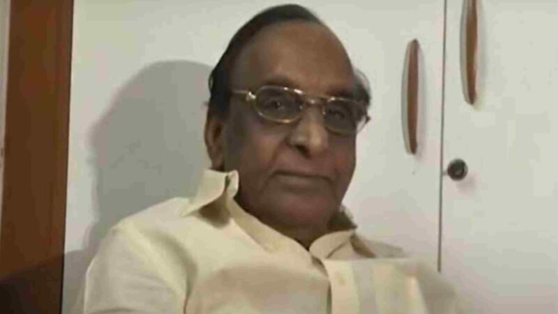 அமிதாப் பச்சன், ரஜினிகாந்த், விஜய் ஆகியோரை வைத்து திரைப்படங்களைத் தயாரித்த மூத்த தயாரிப்பாளரும் இயக்குநருமான டி ராமராவ் காலமானார்.