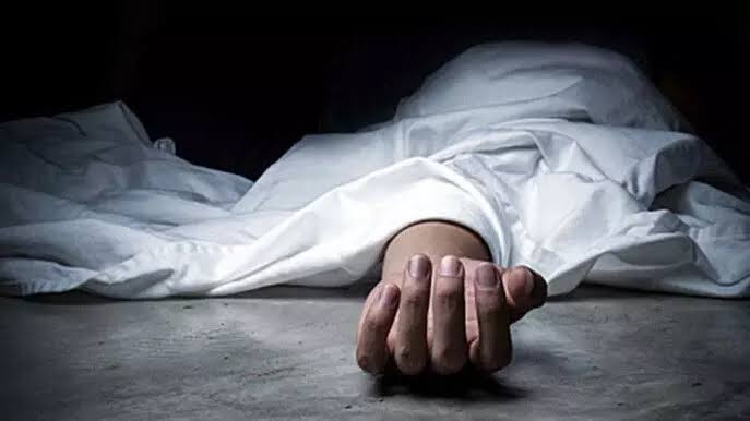 ஆபாசமாக படம் எடுத்து மிரட்டல்… 17 வயது சிறுமி தற்கொலையில் சிக்கிய கடிதம்.. பெரம்பலூரில் அதிர்ச்சி சம்பவம்.!