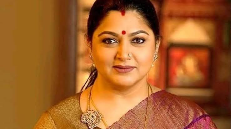 நடிகை  குஷ்பூ, தன்னுடைய எக்ஸ் பக்கத்தில் ‘சேரி’ என்ற வார்த்தையைக் குறிப்பிட்டு பதிவிட்டிருந்தது சர்ச்சையாகியுள்ளது!!